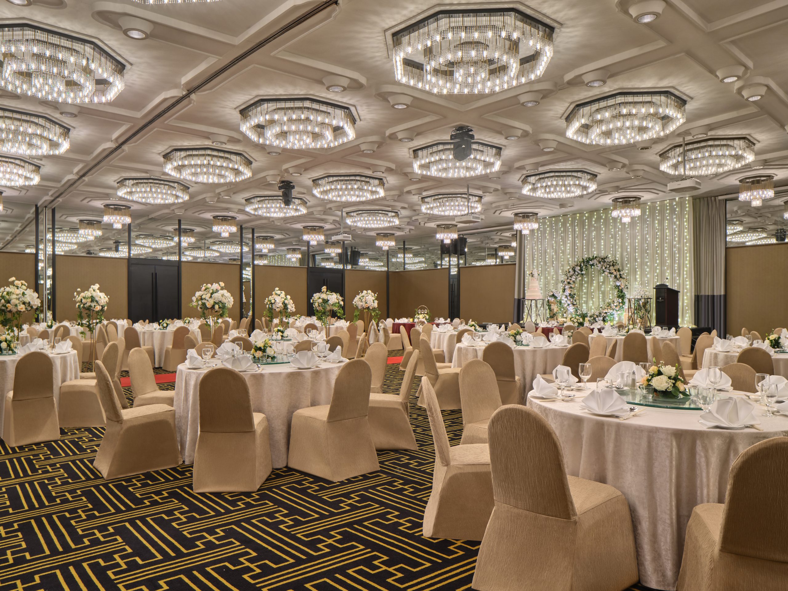 Concorde Singapore Hotel Ballroom 2025 – Botanical Rustic Setup Side